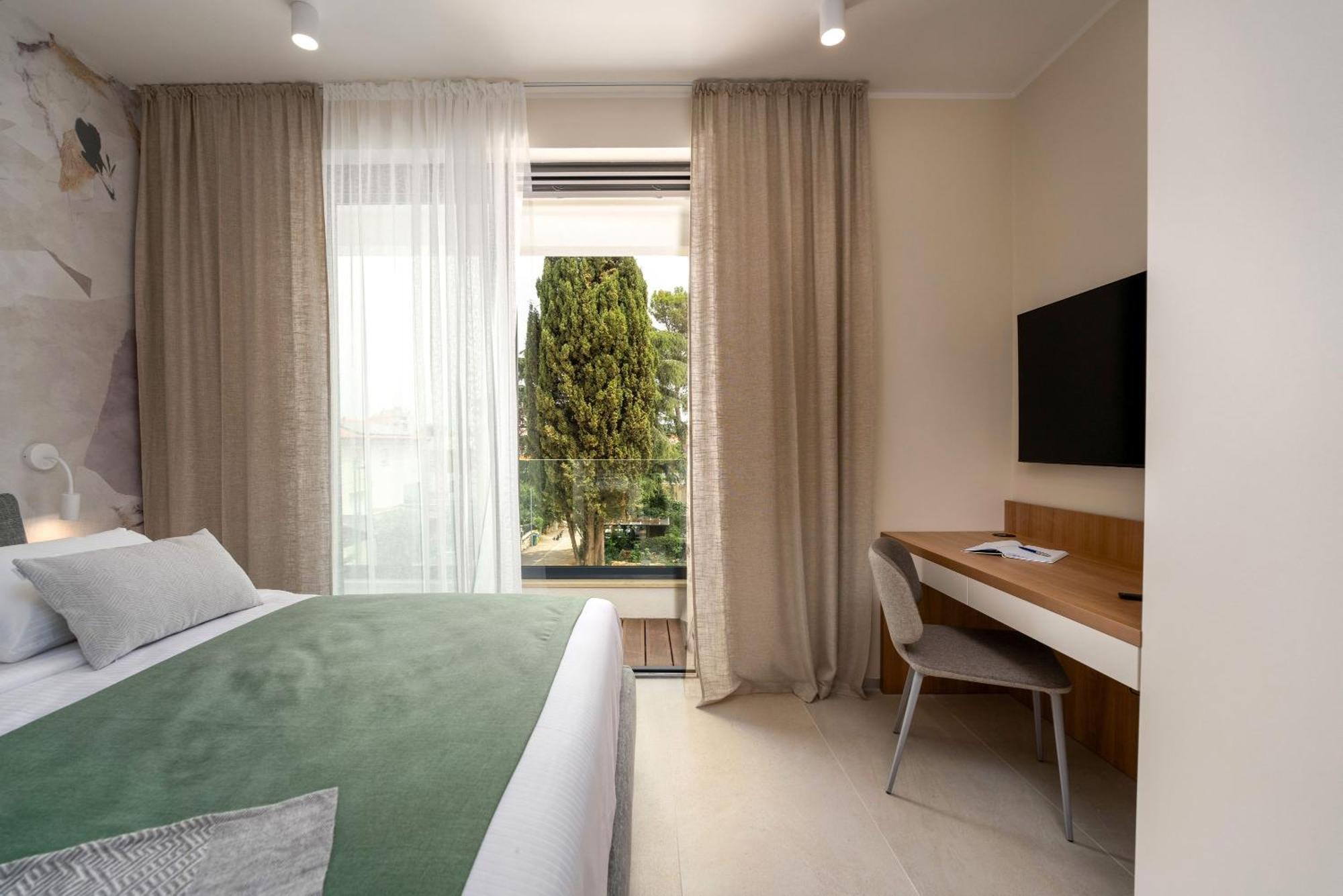 רוביני The Q Bliss - Your New 4-Star Hideaway With A Garage מראה חיצוני תמונה
